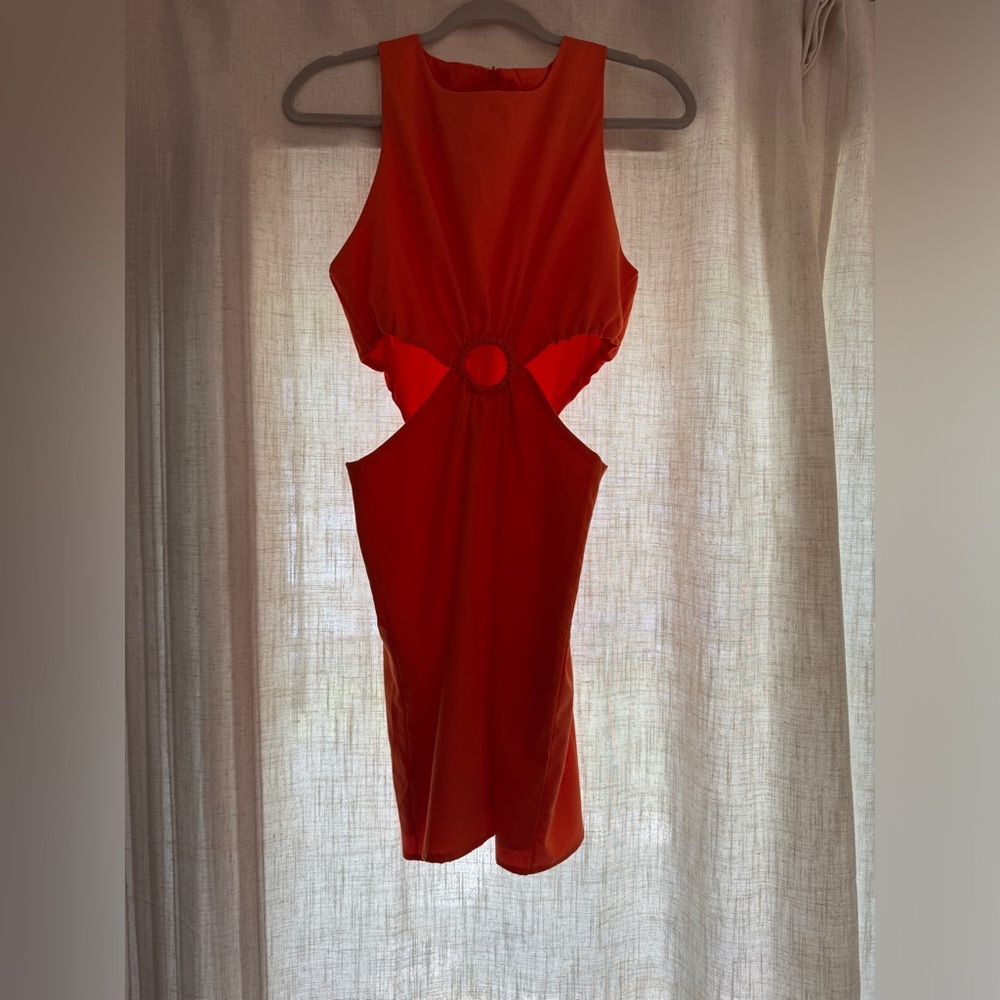 Kourt Keyhole Dress